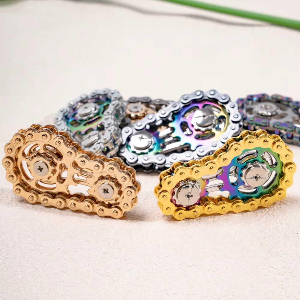 1 Colorful Metal Bicycle Chain-Shaped Fidget Spinner Toy, Effective in Relieving Stress